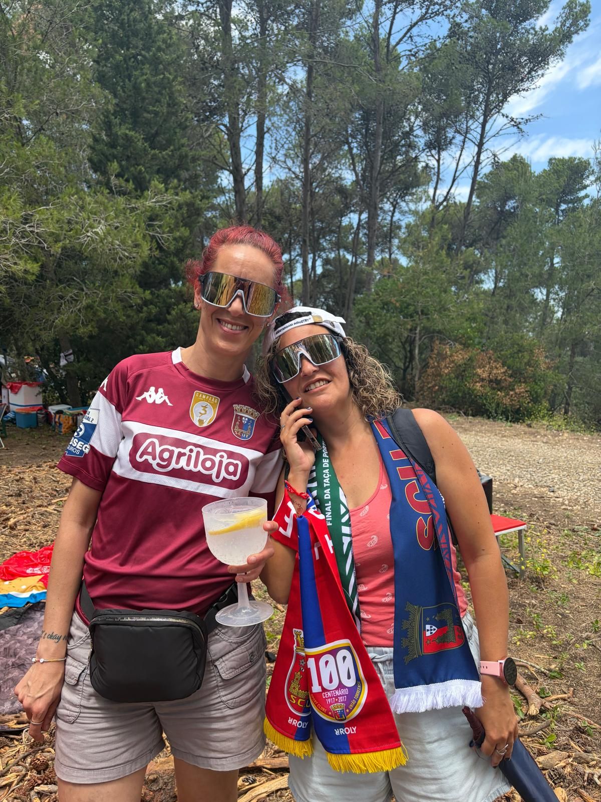 Vi o torreense ganhar
Taça de Portugal
Vi o povo a chorar
Vivi uma emoção sem igual.
Estar com todos no jamour
É algo inesquecível
Ver o torreense ganhar
Foi de tudo o mais incrível.
Sou Sporting de coração
Sou torreense desde que nasci
Ver o torrense campeão
Foi o maior orgulho que vivi.